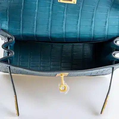 Hermès 2019 Kelly 22 Danse Blue Colvert Matte Alligator Missipensis interior