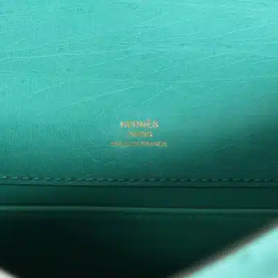 Hermès Kelly Pochette Vert Verone Ostrich logo1