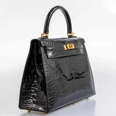 Hermès Rare Collectible 2019 Kelly 25 Sellier Black Shiny Alligator Mississippiensis Brushed Gold Hardware