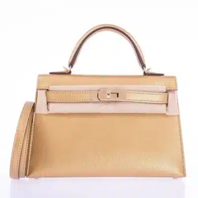 Hermès Rare Collectible Mini Kelly 20 Sellier Olympic Gold Metallic Doré Chevre Chamkilight Gold Hardware